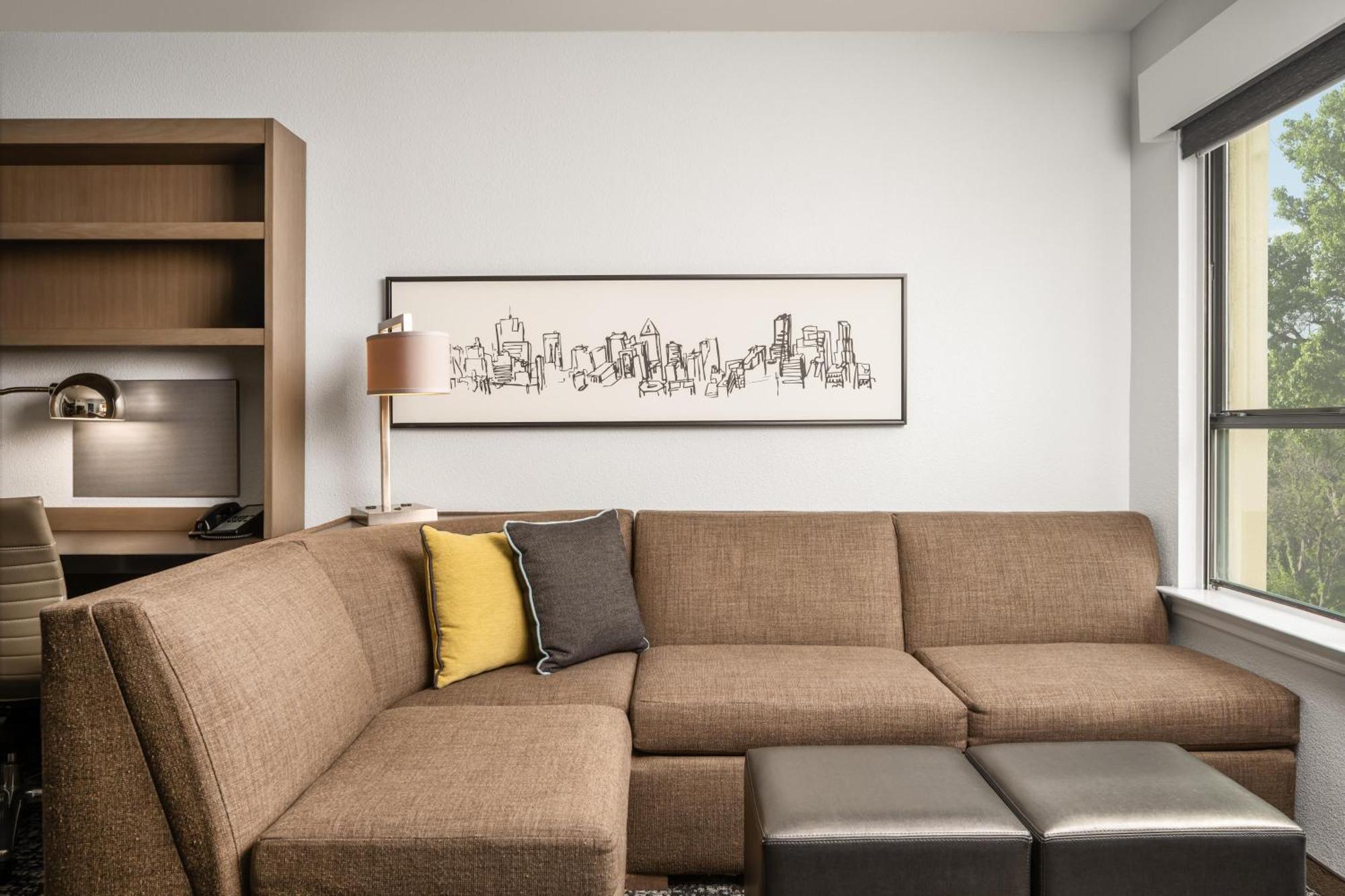 One-Bedroom King Suite