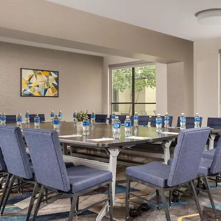 Hyatt House Dallas Uptown-3